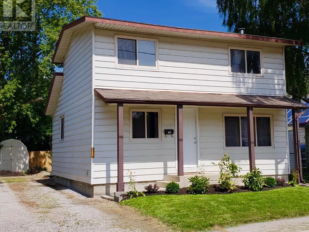 23 Montgomery Dr. Wallaceburg
